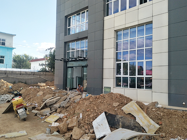 ���̰���